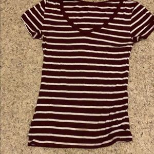 Red and white stopped shirt